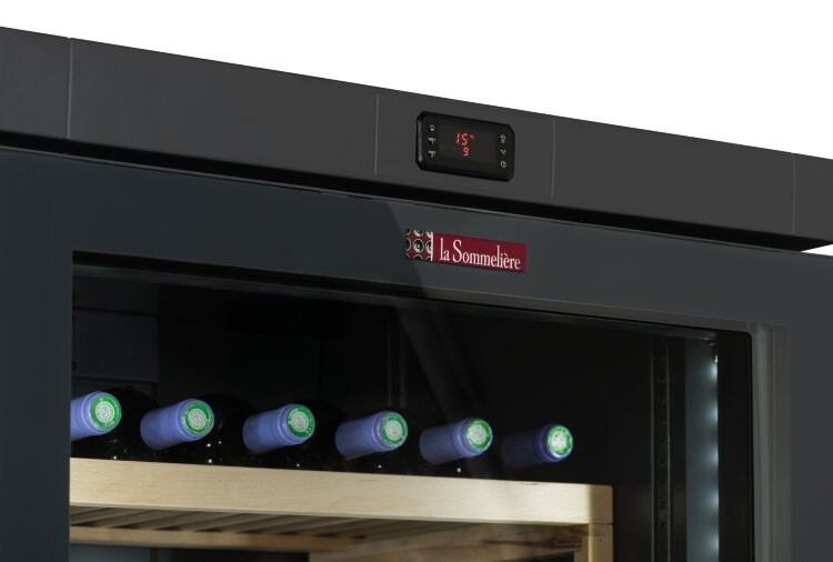Винный шкаф La Sommeliere VIP330V