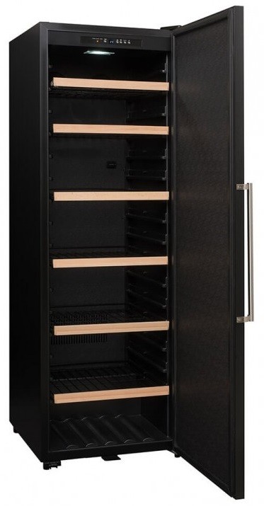 Винный шкаф La Sommeliere CTP252A